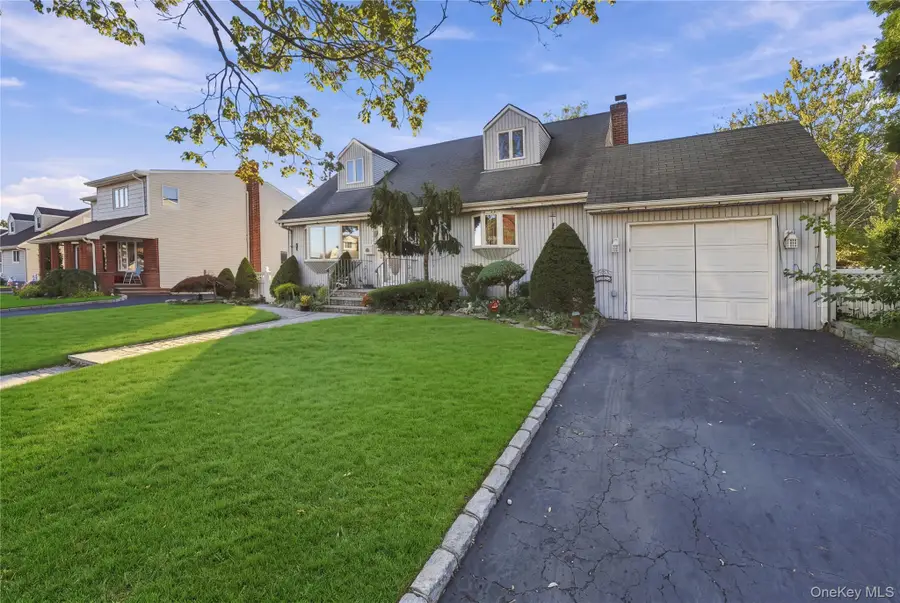 532 Morris Drive, Valley Stream, NY 11580 - #3