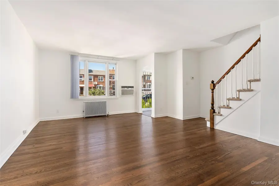 5337 195th Street, Fresh Meadows, NY 11365 - #2