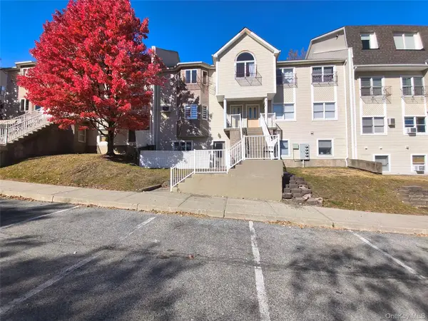 5 Sasev Court #302, Monroe, NY 10950