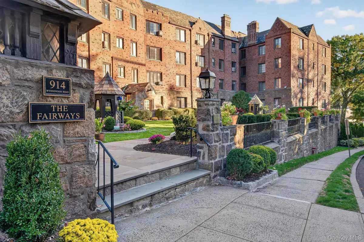 914 Wynnewood Road #LL4, Pelham, NY 10803 - #1