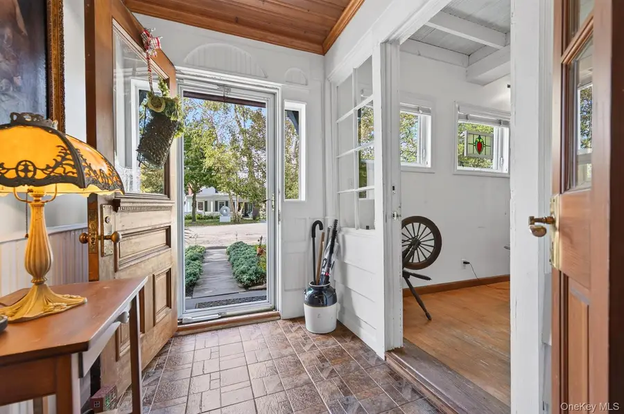 17 Adams Avenue, Bayville, NY 11709 - #3