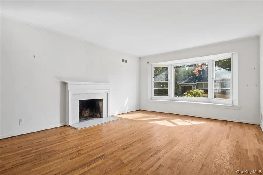 14 Tall Trees Road, New Rochelle, NY 10804 - #2