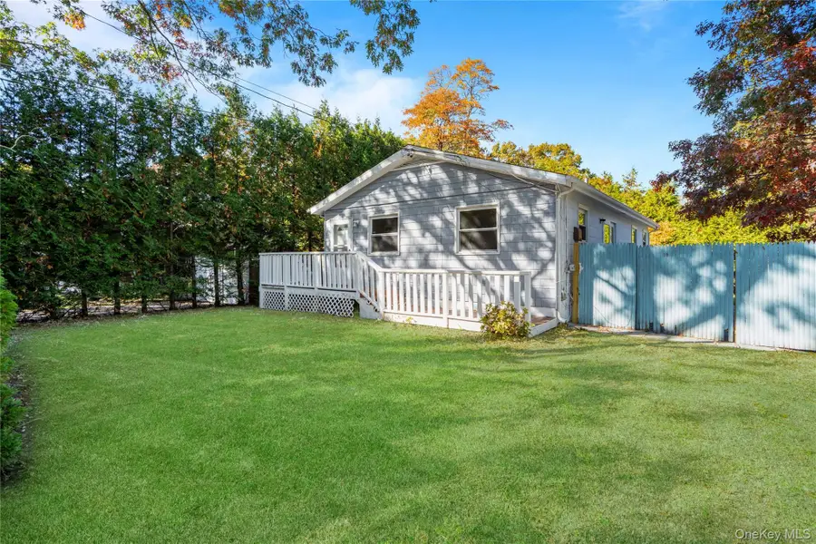 11 Nelson Place, Mastic, NY 11950 - #2