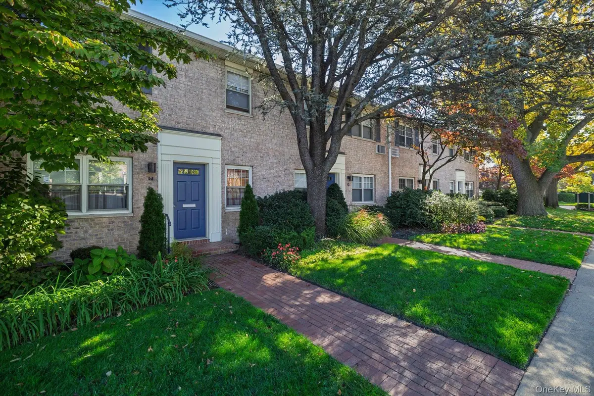 7 N Lewis Place #2B, Rockville Centre, NY 11570 - #1