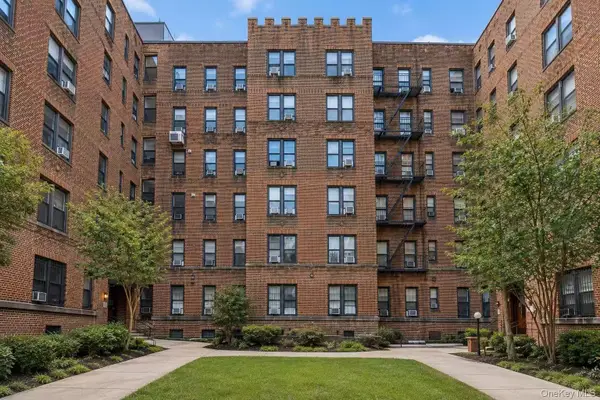 4220 Kissena Boulevard #C9, Flushing, NY 11355