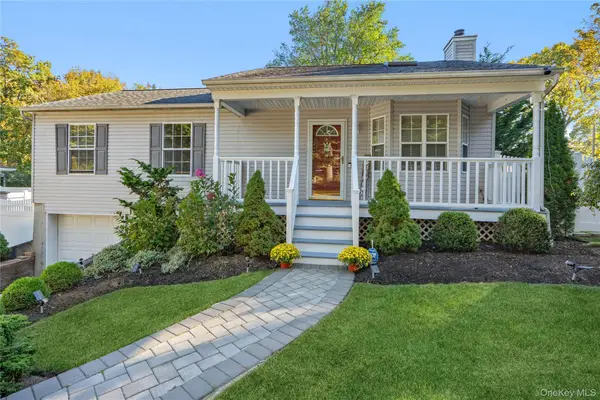 302 Locust Drive, Rocky Point, NY 11778