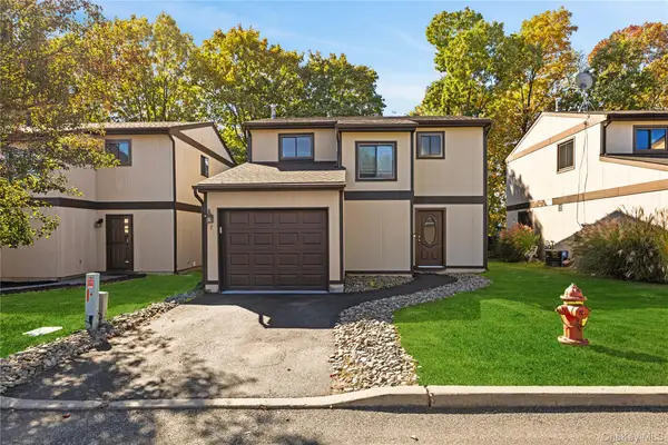 7 Hanover Mews, Middletown, NY 10940