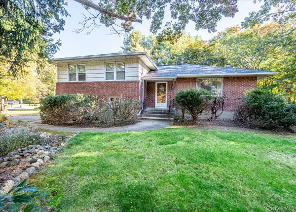 1 Beck Place, Huntington, NY 11743