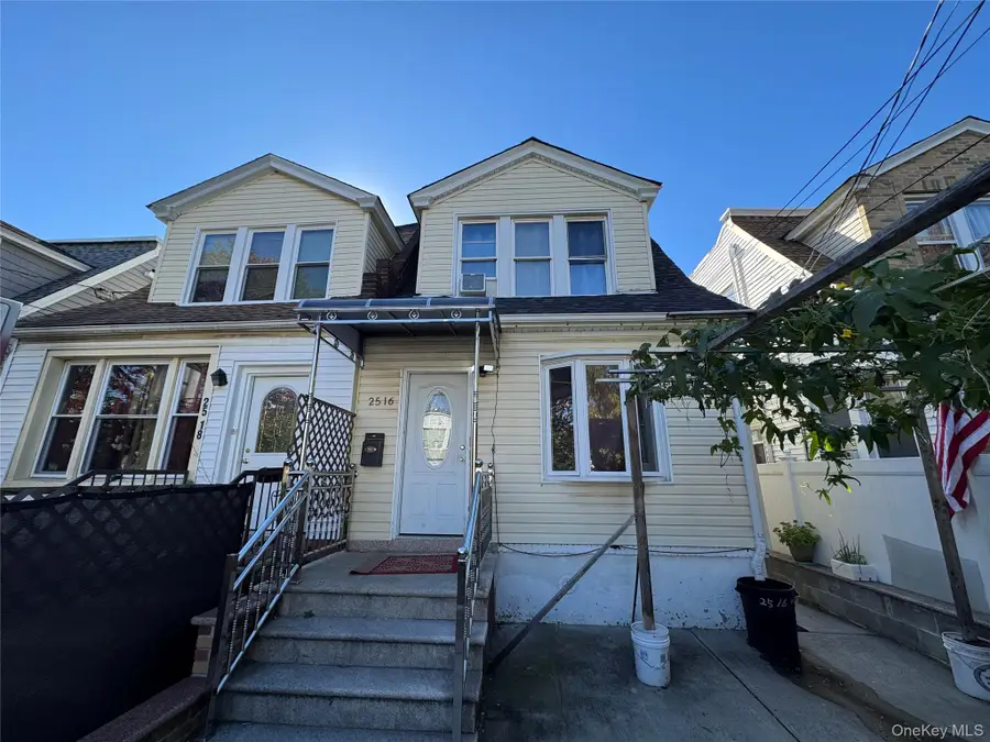 25-16 Humphreys Street, East Elmhurst, NY 11369 - #2