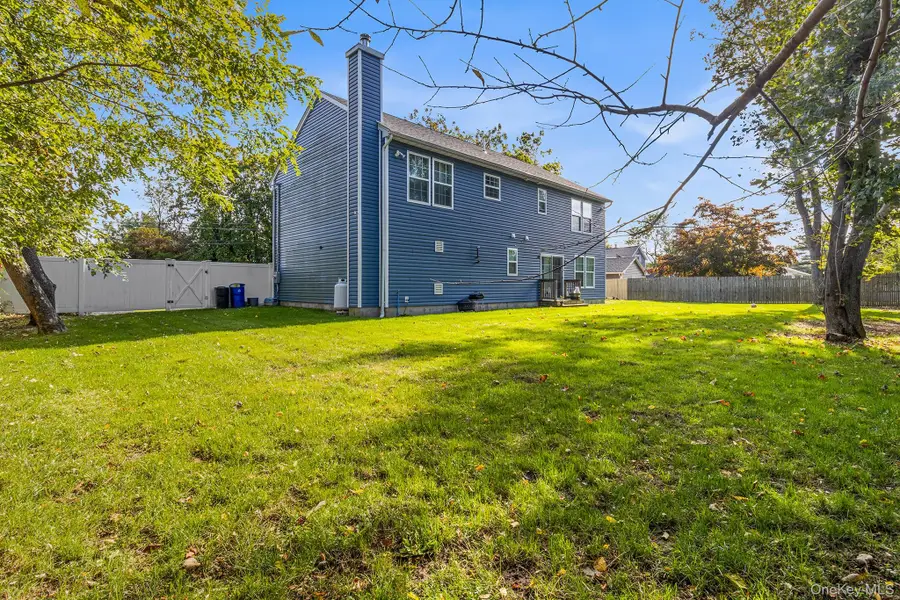 514 Amsterdam Avenue, Patchogue, NY 11772 - #3