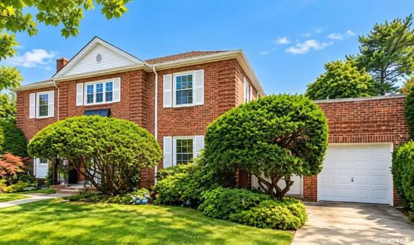 10102 Springfield Boulevard, Queens Village, NY 11429