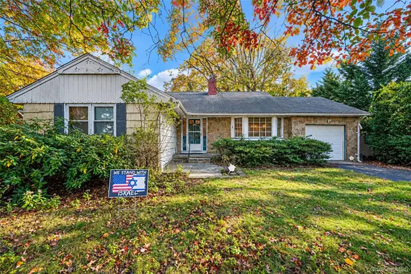 30 Linden Lane, Merrick, NY 11566