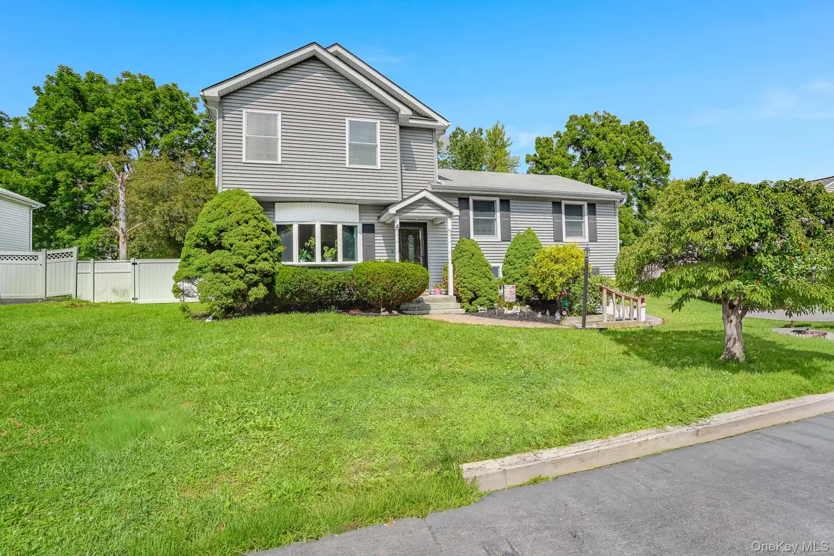 8 Hampton Road, Poughkeepsie, NY 12603 - #1