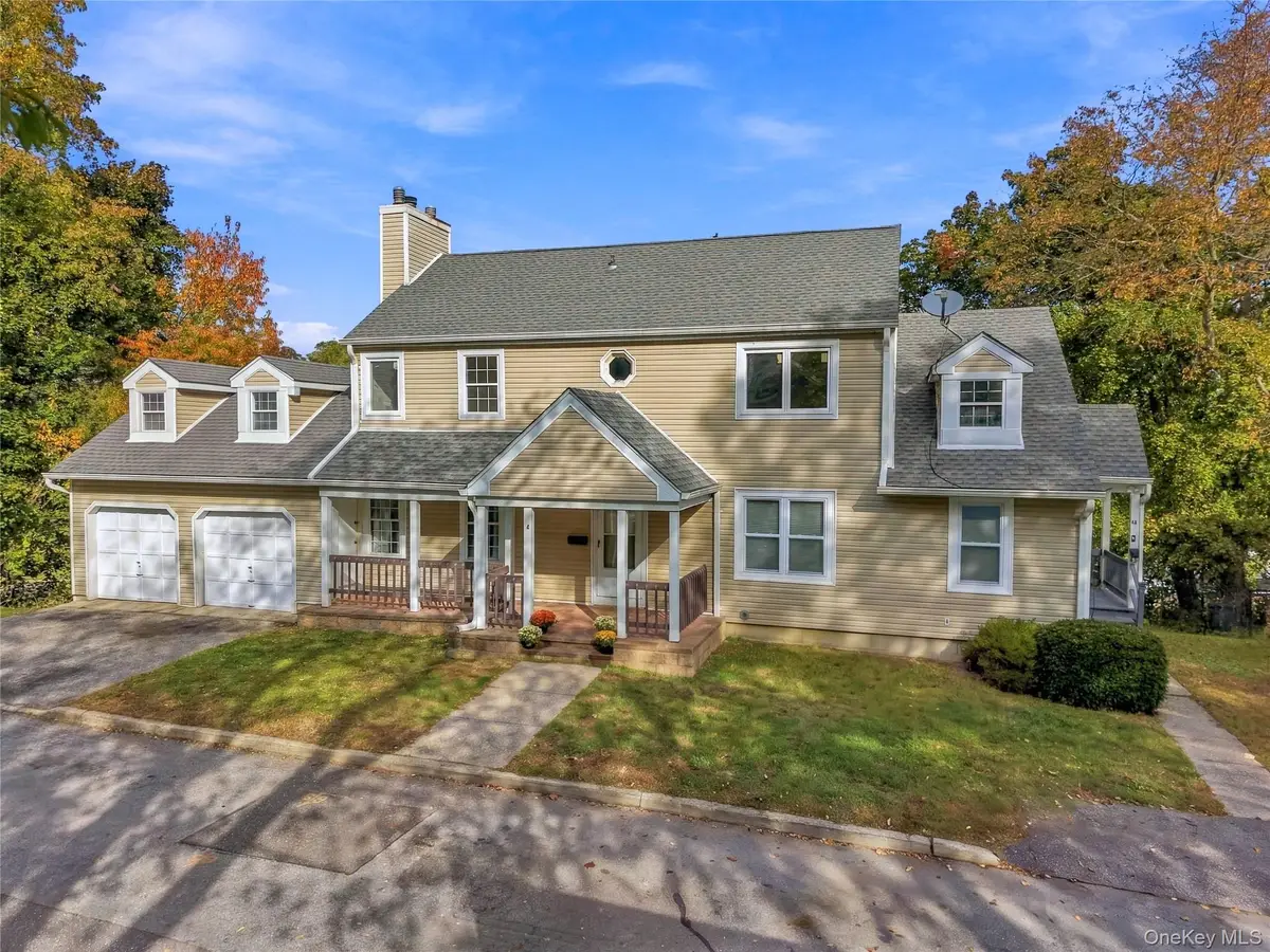 4 Mariners Way, Glen Cove, NY 11542 - #1