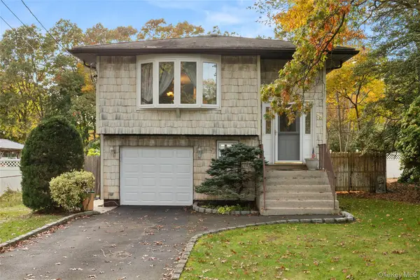 88 Haven Avenue, Ronkonkoma, NY 11779