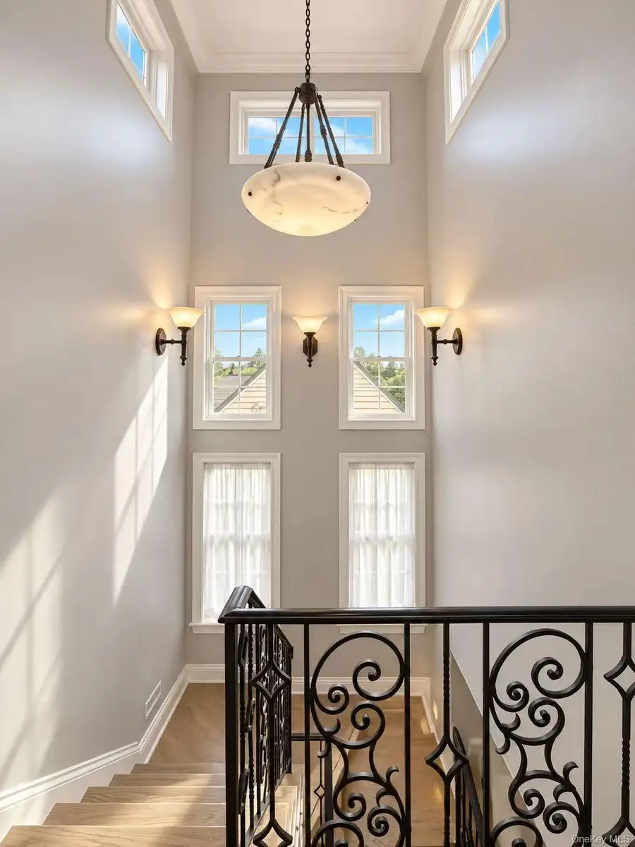 2321 202nd Street, Bayside, NY 11360 - #3