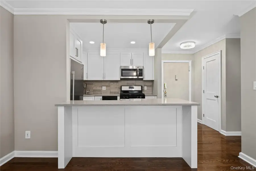 152 B N Broadway #2E, White Plains, NY 10603 - #3
