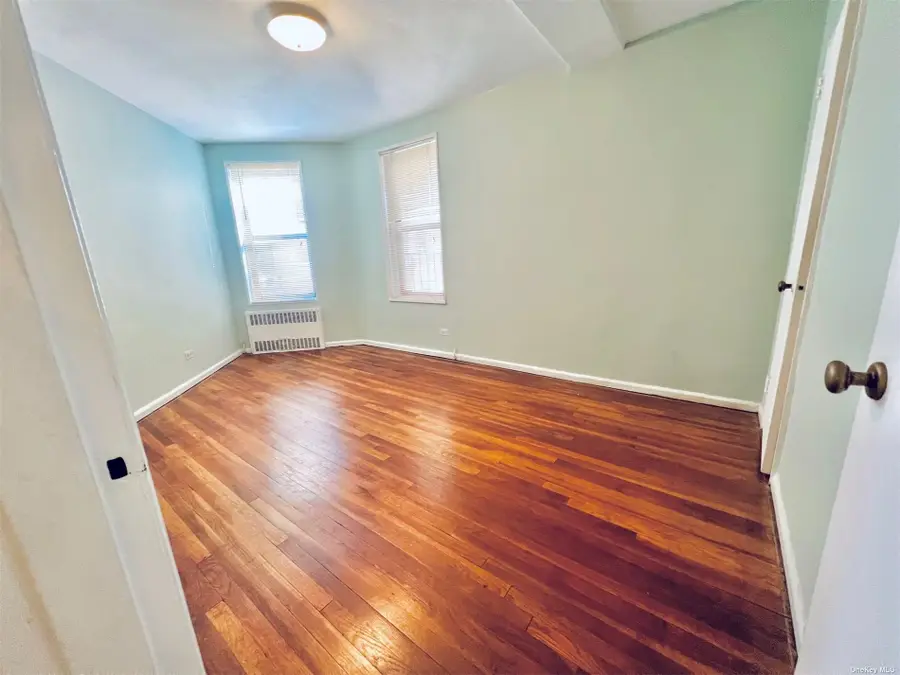 83-55 Woodhaven Boulevard #4K, Woodhaven, NY 11421 - #3