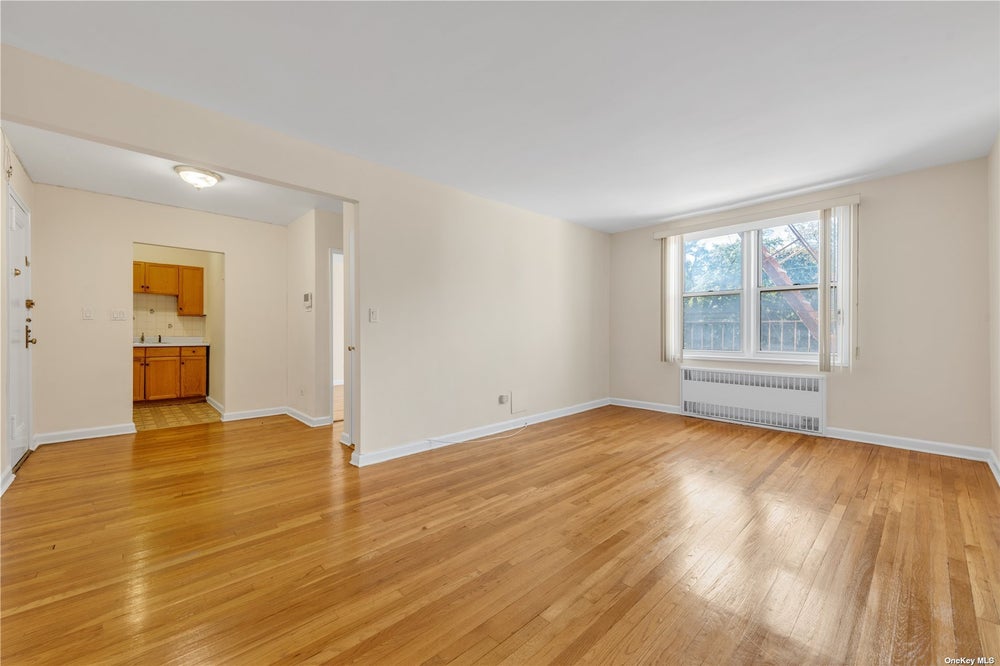 8240 Austin Street 3E, Kew Gardens, NY 11415 BHGRE