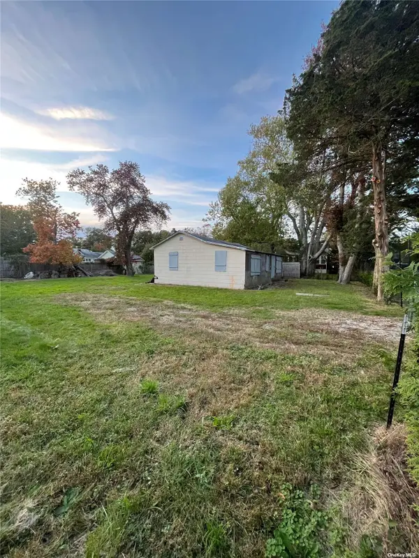 72 Diana Drive, Mastic Beach, NY 11951