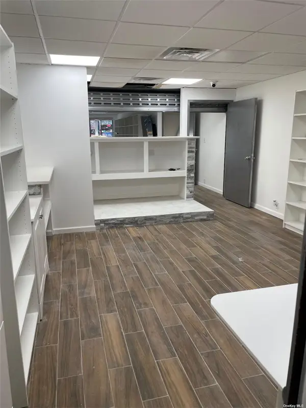 104-06 Jamaica Avenue, Richmond Hill, NY 11418