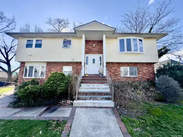 2842 Dahlia Avenue, Baldwin, NY 11510