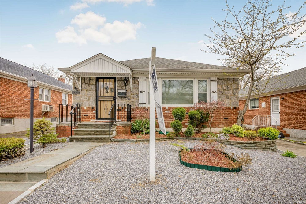 26215 60th Road, Little Neck, NY 11362 BHGRE