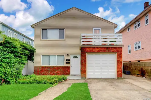 220 E Chester Street, Long Beach, NY 11561