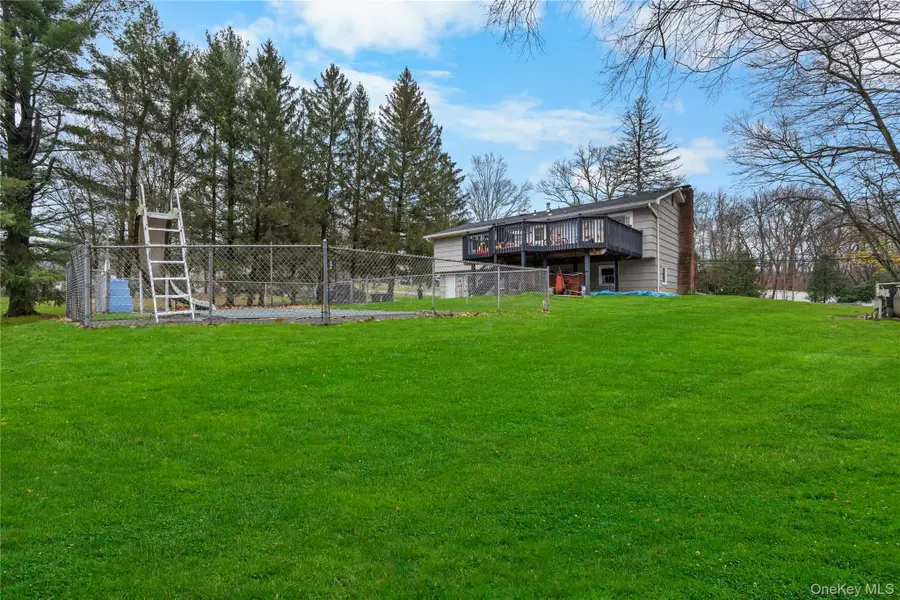 9 Cannan Road, Chestnut Ridge, NY 10952 - Image #3
