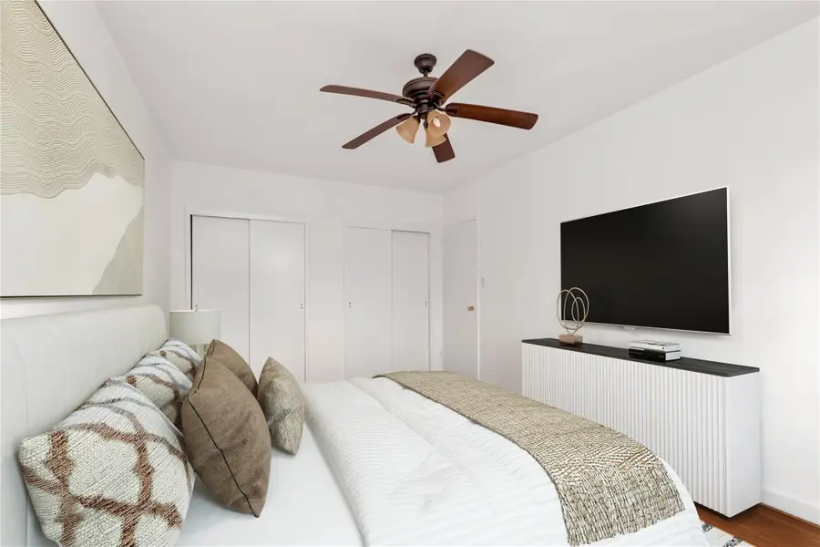 141-05 Pershing Crescent #210, Jamaica, NY 11432 - Image #3