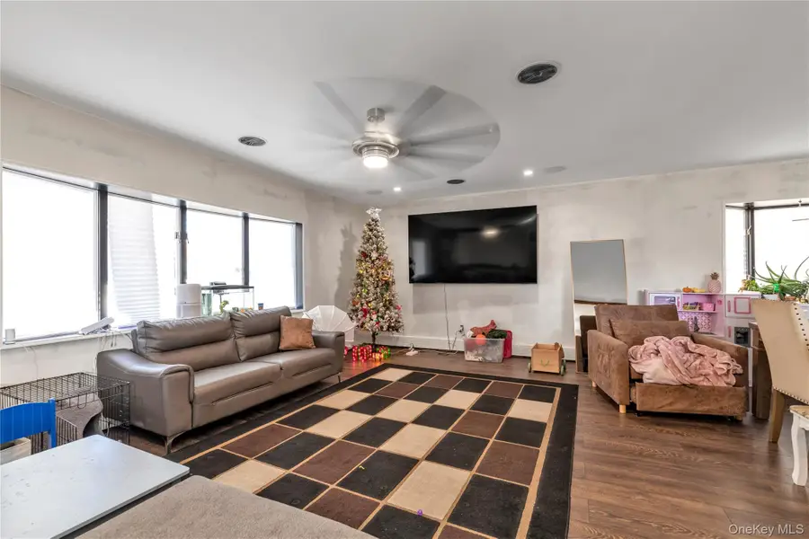 3740 Waverly Avenue, Seaford, NY 11783 - #2