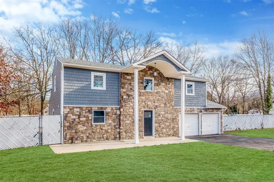 1 Linden Street, Coram, NY 11727 - #3