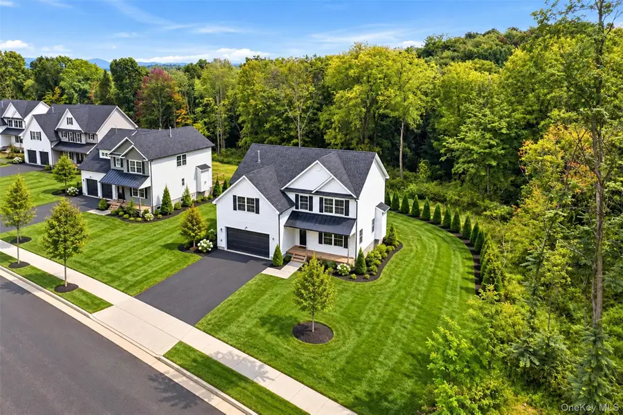 8 Alaina Way, Poughquag, NY 12570 - #3