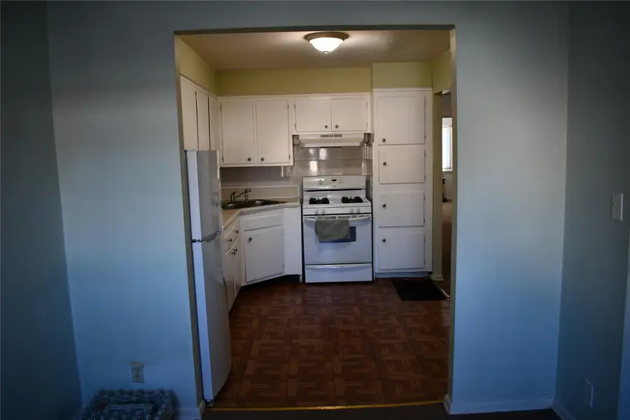 158-04 84 Road, Jamaica, NY 11432 - Image #3