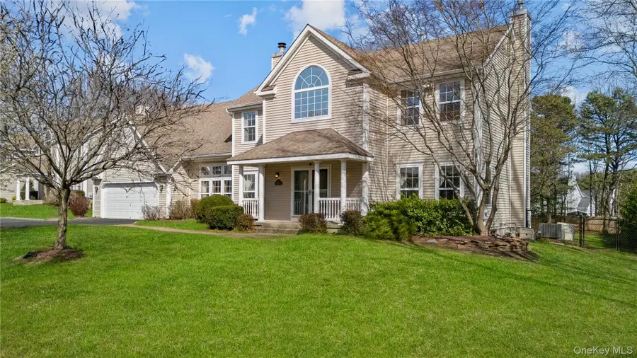 23 Varsity Boulevard, East Setauket, NY 11733 - #2