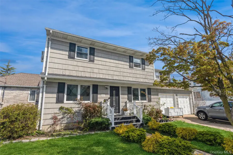 1003 Washington Street, Baldwin Harbor, NY 11510 - #2