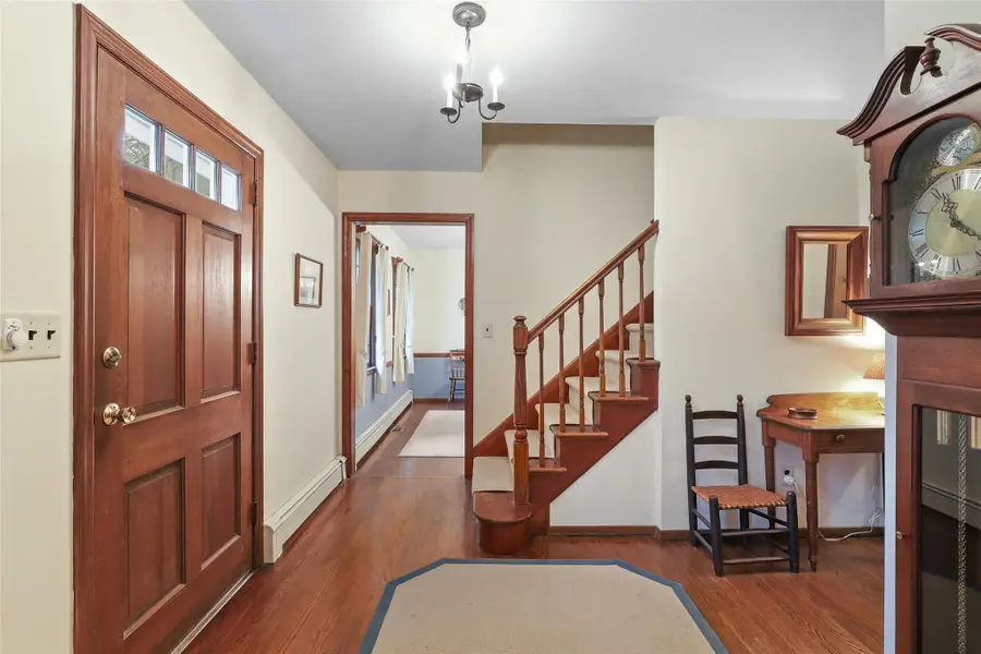 15 Cartway Lane E, Bedford, NY 10506 - Image #2