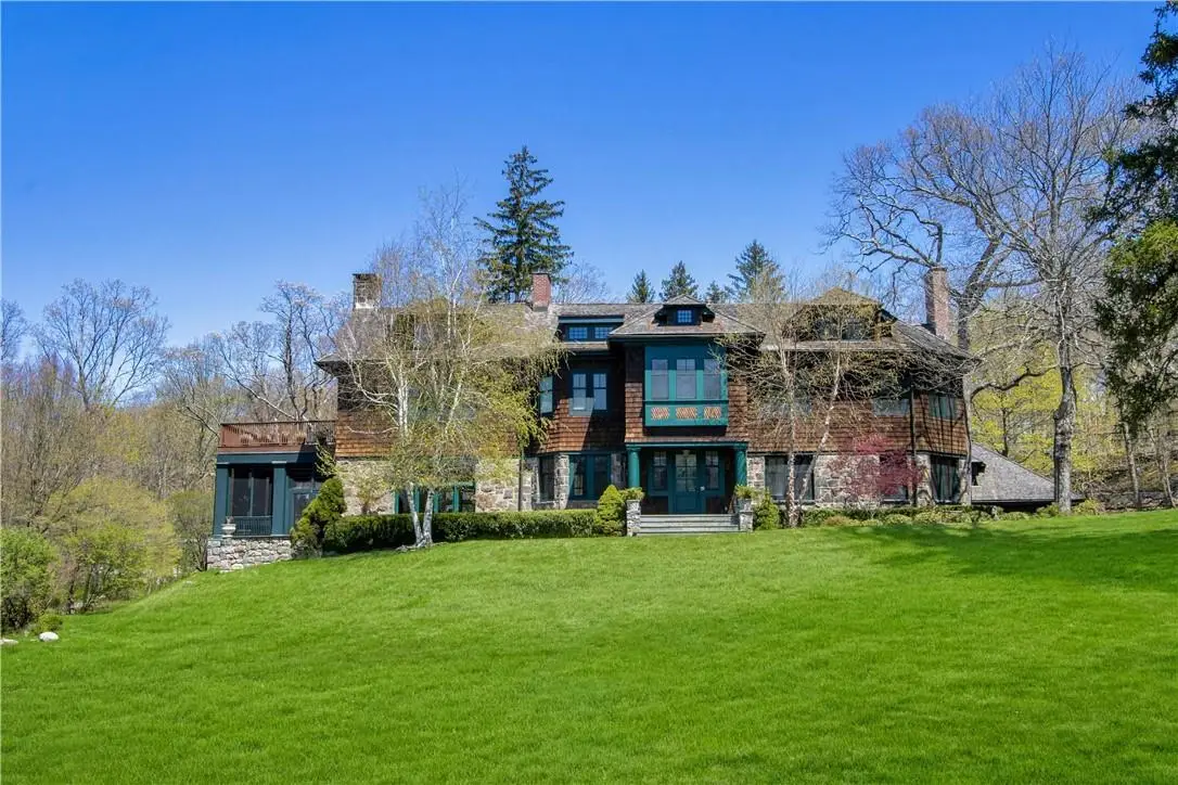 122 Circuit Road, Tuxedo Park, NY 10987 - Image #1