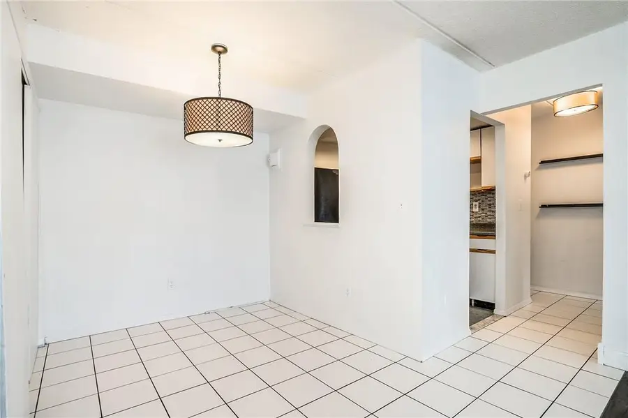 397 N Broadway #3E, Yonkers, NY 10701 - Image #2