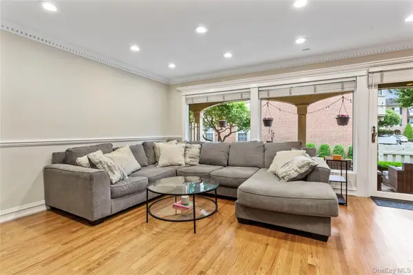 1229 Estates Lane #TRIPLEX, Bayside, NY 11360