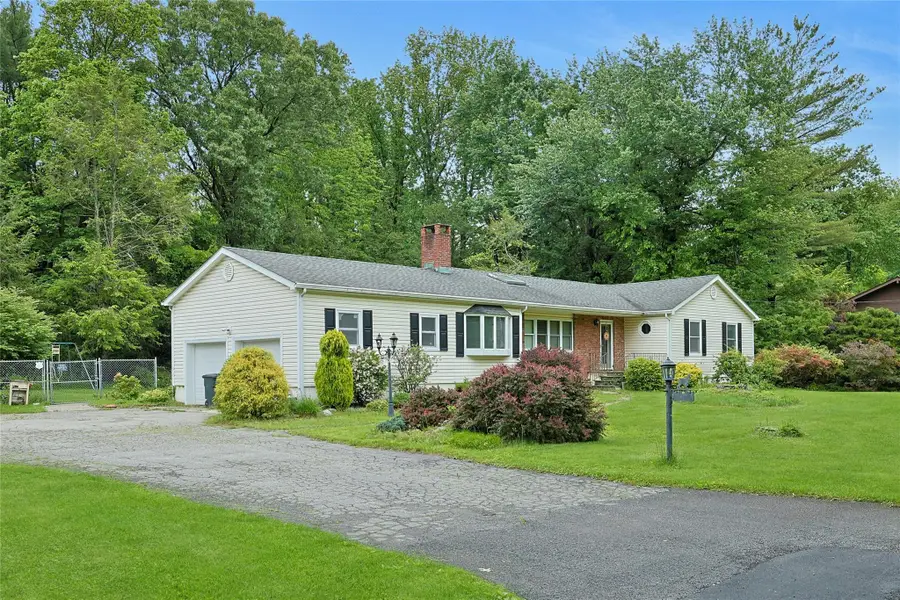 19 Leicester Road, Briarcliff Manor, NY 10510 - #2