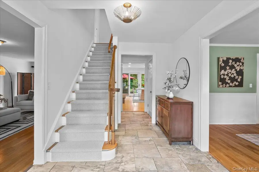 127 Harmon Avenue, Pelham, NY 10803 - #3