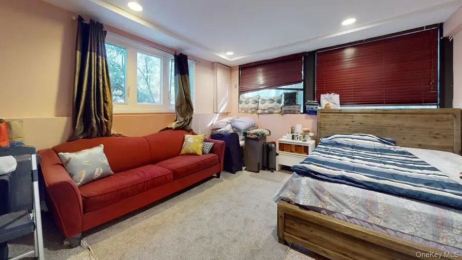 16 Wildwood Lane, Smithtown, NY 11787 - Image #3