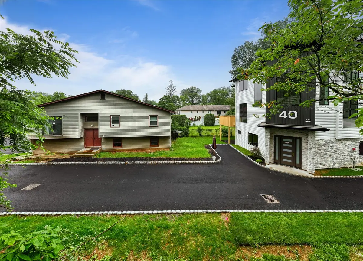 14 Singer Avenue, Spring Valley, NY 10977 - Image #1