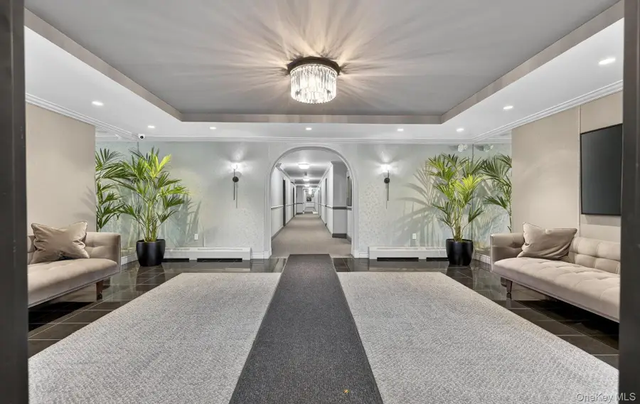 42-30 Douglaston Parkway #5N, Douglaston, NY 11363 - Image #3