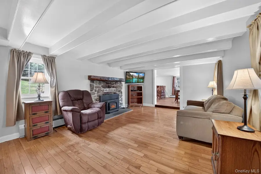 391 Bull Mill Road, Chester, NY 10918 - Image #2