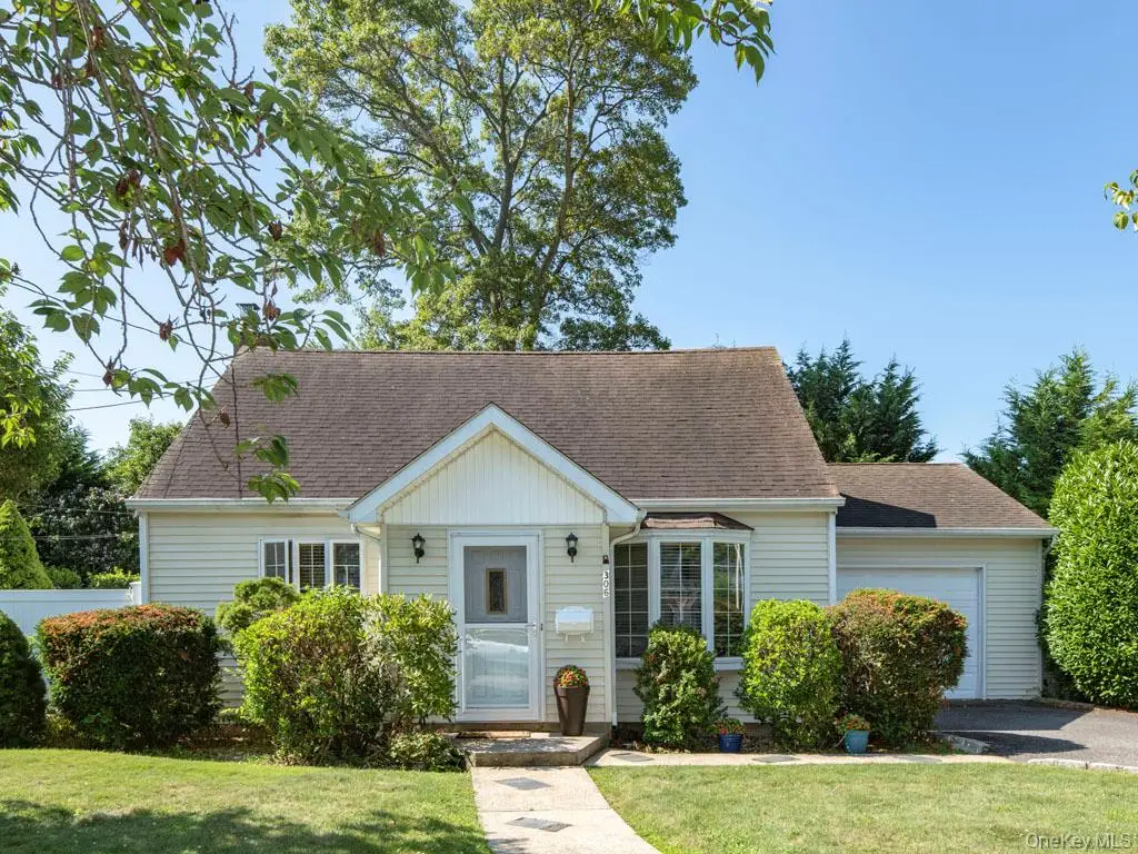 306 Clay Avenue, West Islip, NY 11795 - #1