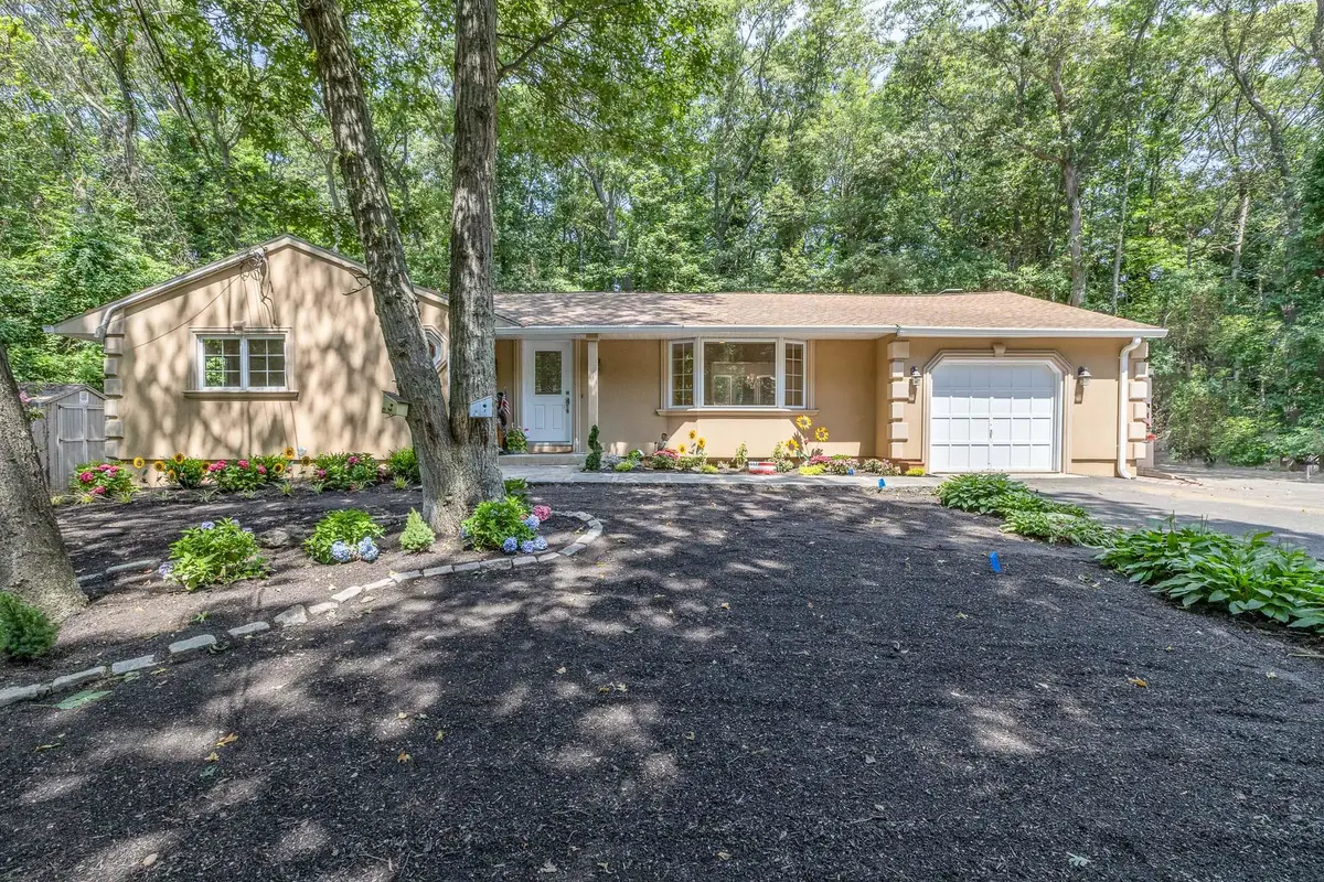 263 North Country Road, Smithtown, NY 11787 - Image #1