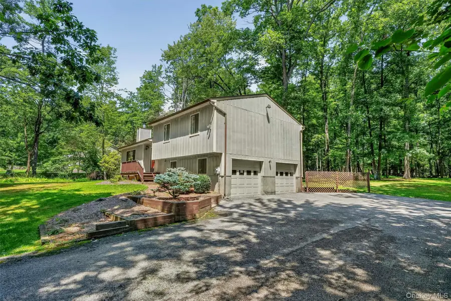 98 Wildwood Circle, Bloomingburg, NY 12721 - #2