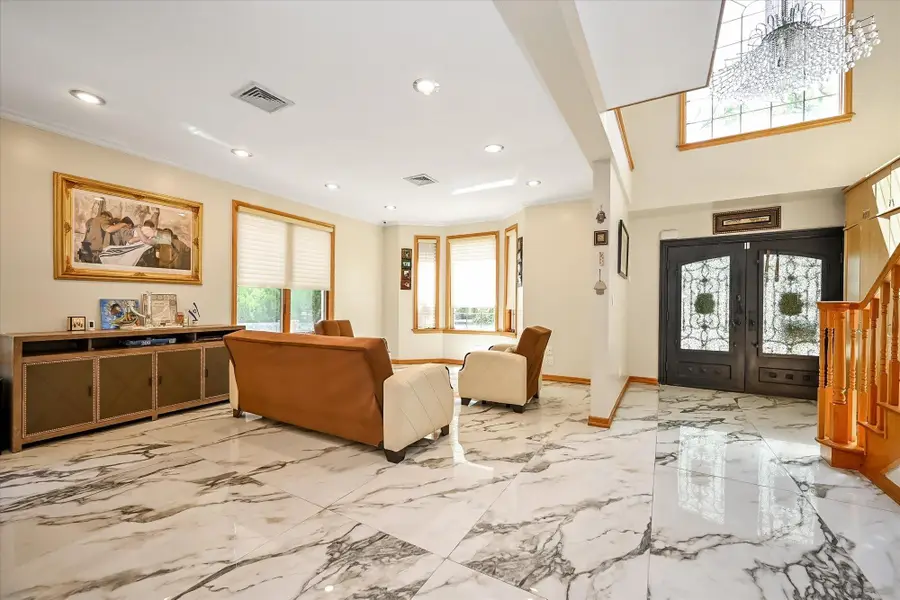 147-11 Jewel Avenue, Flushing, NY 11367 - Image #3